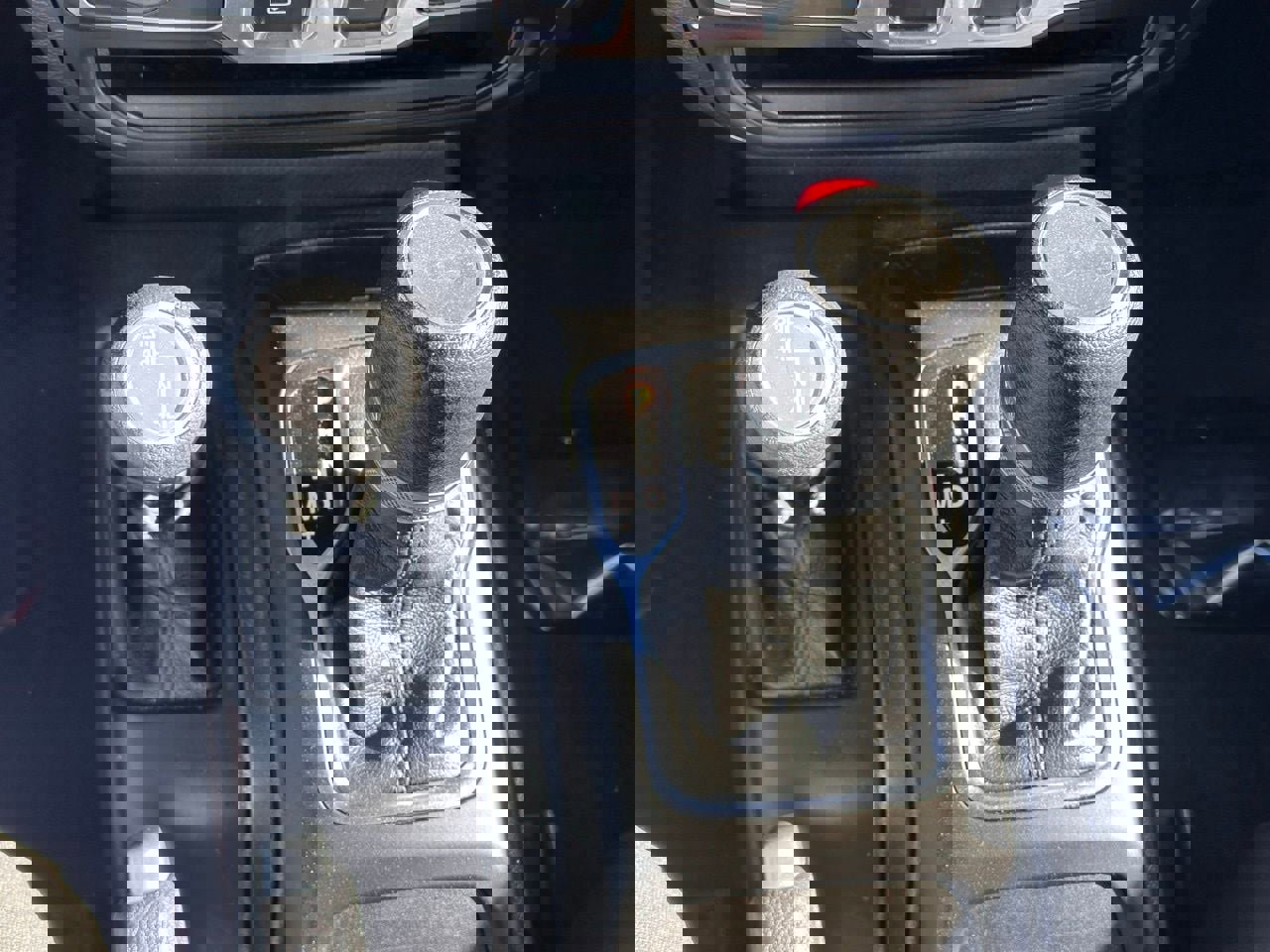 Used 2023 Jeep Wrangler Sport S image 32