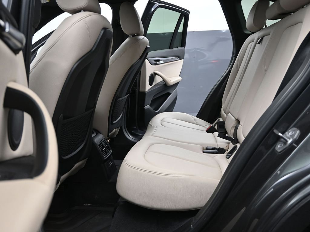 Used 2021 BMW X1 xDrive28i w/ Convenience Package image 12