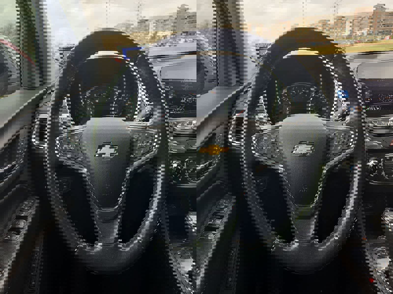 Used 2020 Chevrolet Equinox Premier image 22