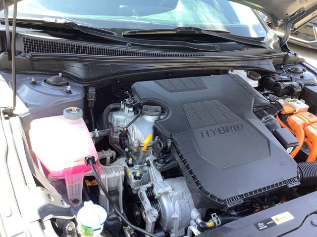 Used 2024 Hyundai Elantra Blue FWD image 13