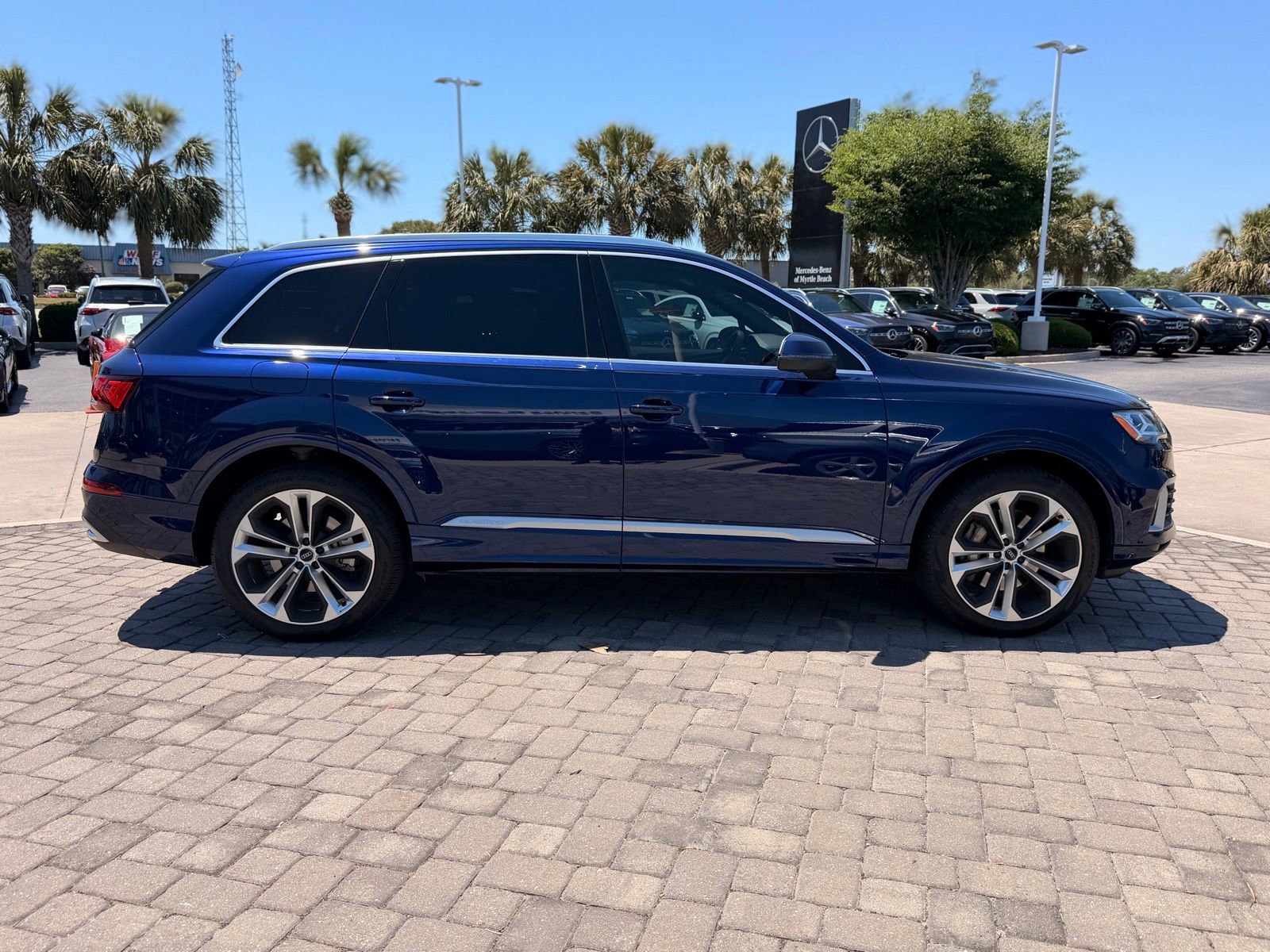 Used 2020 Audi Q7 3.0T Premium Plus AWD/4WD image 8