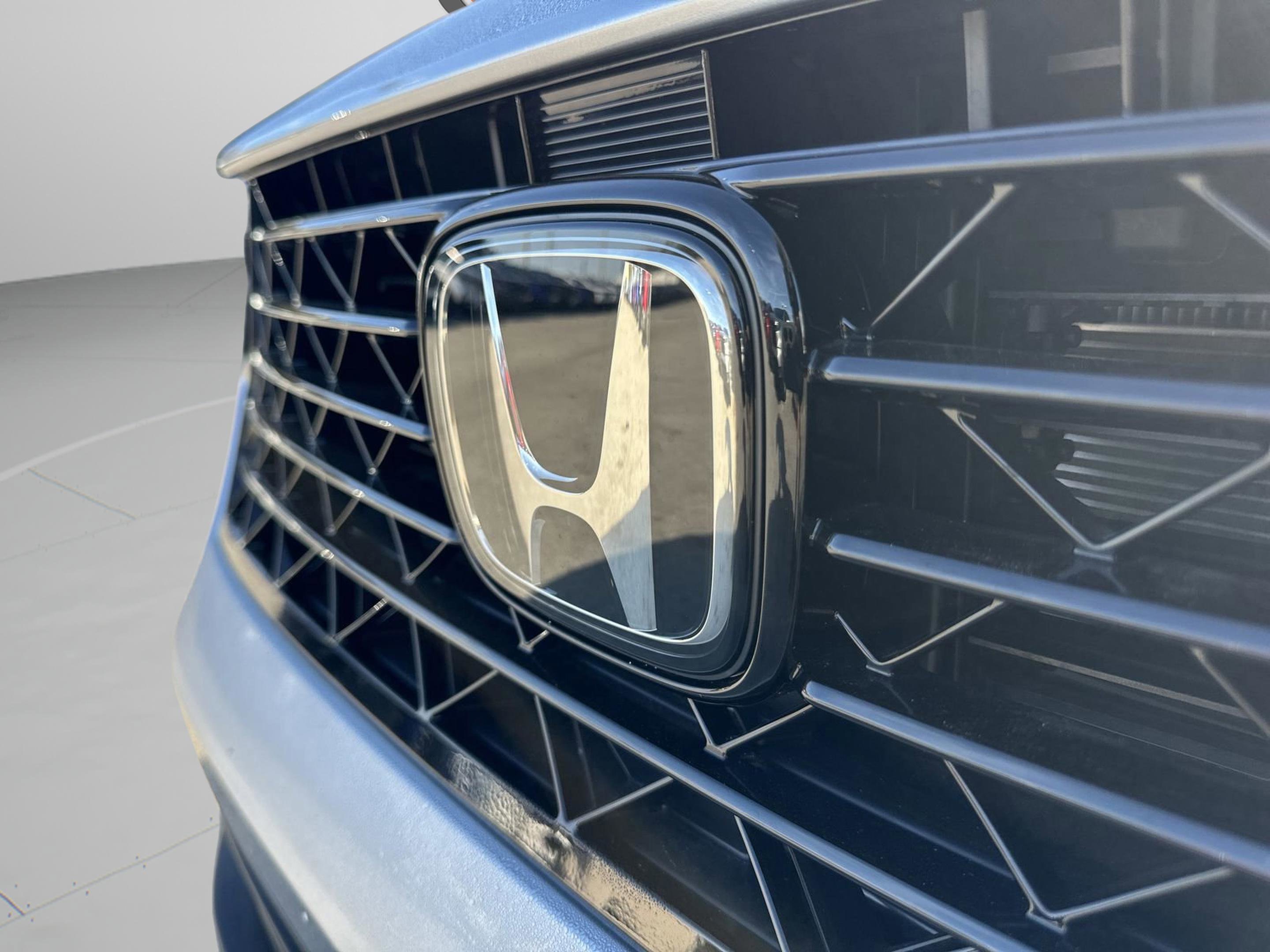 New 2025 Honda Accord LX image 11