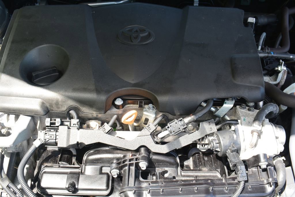 Used 2024 Toyota Camry SE FWD image 21