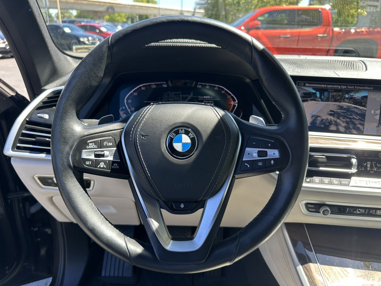 Used 2022 BMW X5 xDrive40i w/ Executive Package AWD/4WD image 13