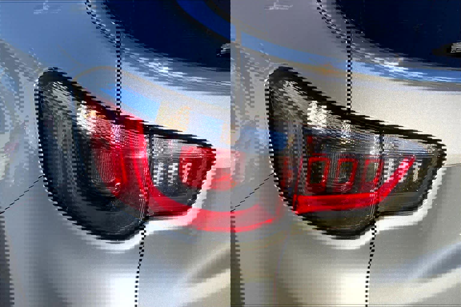 Used 2022 Jeep Compass Limited image 28