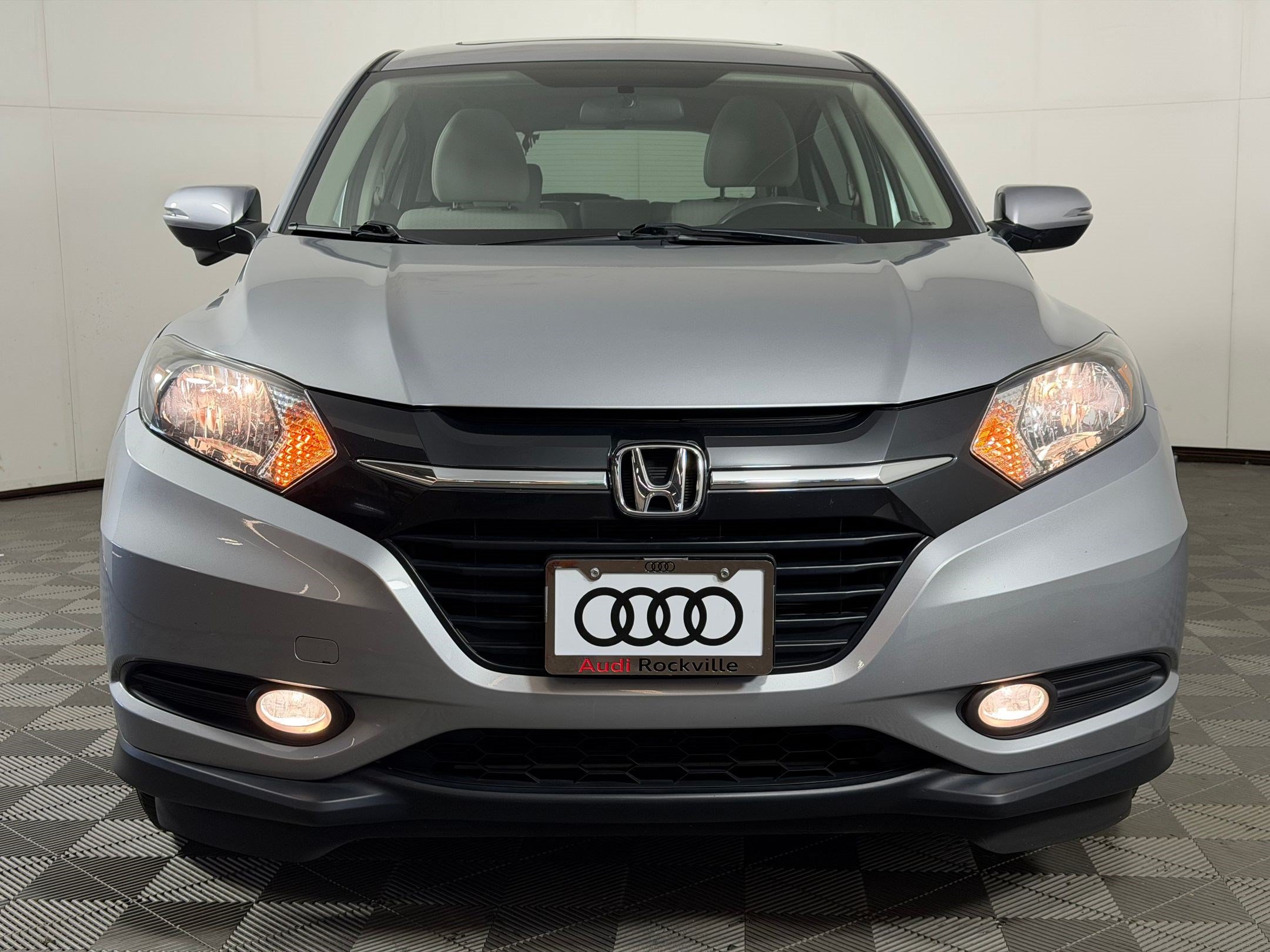 Used 2018 Honda HR-V EX image 6