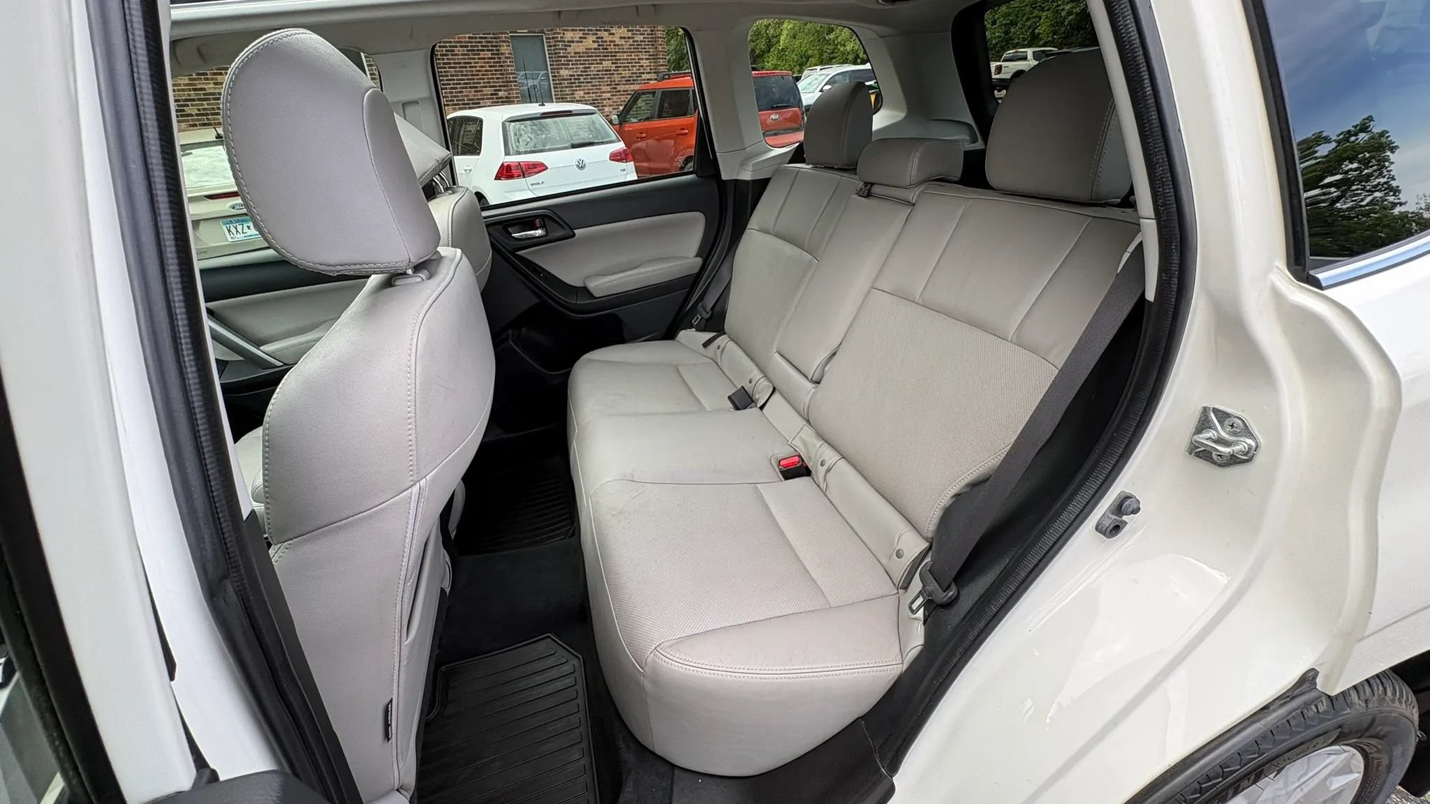 Used 2016 Subaru Forester 2.5i Limited AWD/4WD image 22