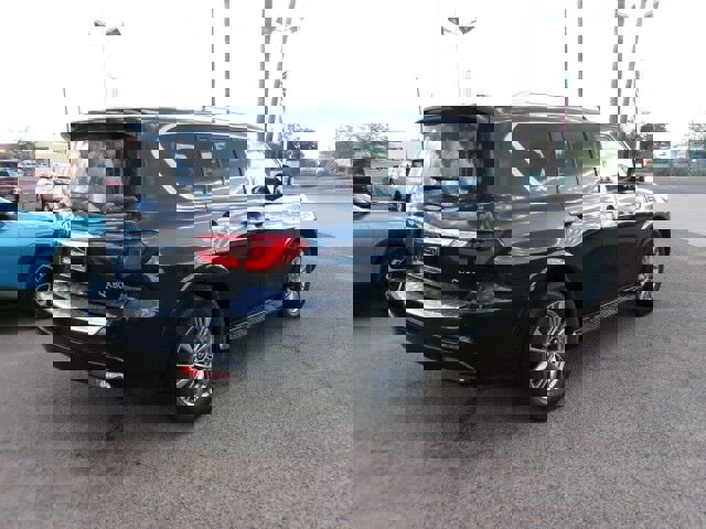 Used 2021 INFINITI QX80 Luxe image 8