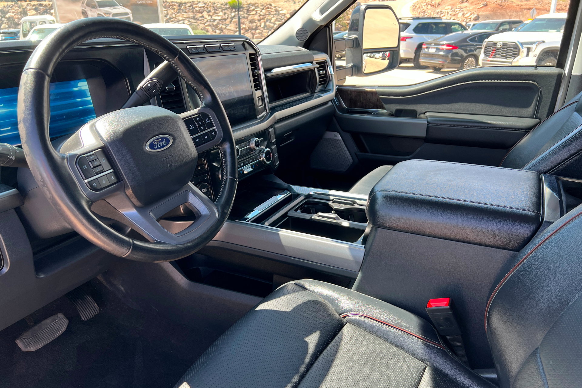 Used 2024 Ford F350 Lariat w/ Black Appearance Package AWD/4WD image 16