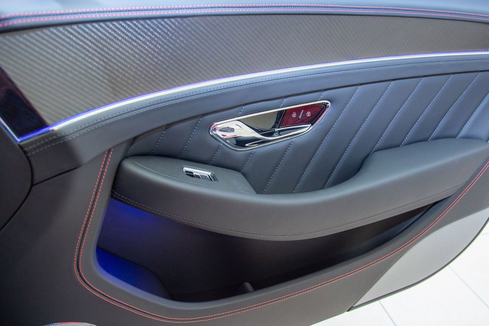 Used 2024 Bentley Continental GT image 8