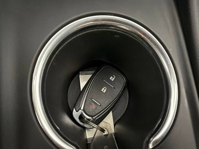 Used 2023 Chevrolet Equinox LT AWD/4WD image 36