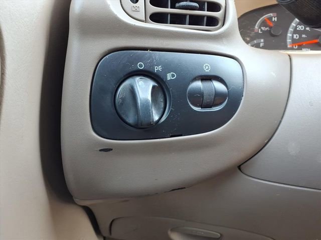 Used 2003 Ford F150 XL RWD image 19