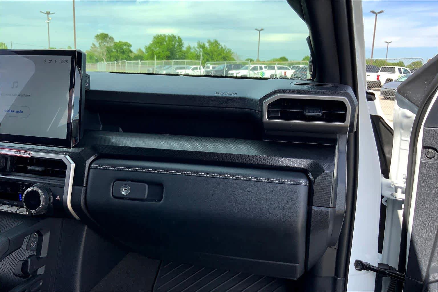 Certified 2025 Toyota 4Runner Limited AWD/4WD image 18