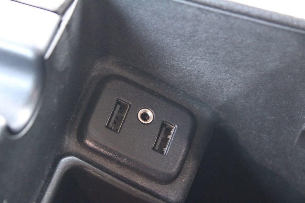 Used 2018 GMC Sierra 1500 SLE w/ SLE Value Package image 39