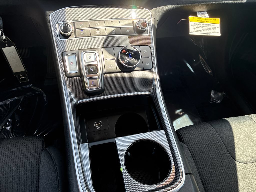 Used 2023 Hyundai Santa Fe SE AWD/4WD image 15