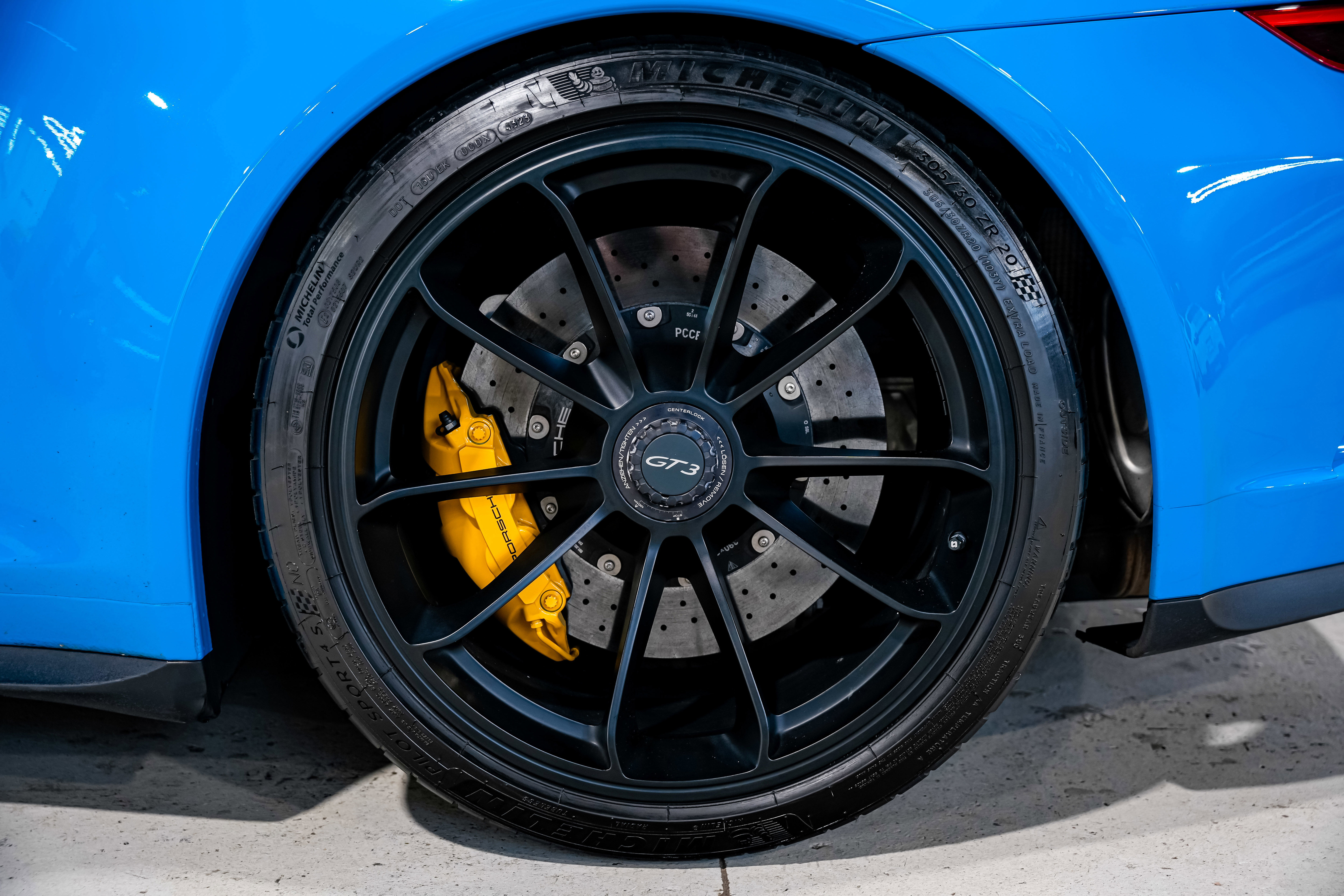 Used 2018 Porsche 911 GT3 image 48