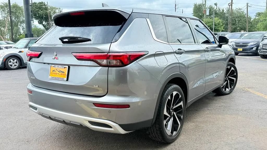 Used 2022 Mitsubishi Outlander SE FWD image 6