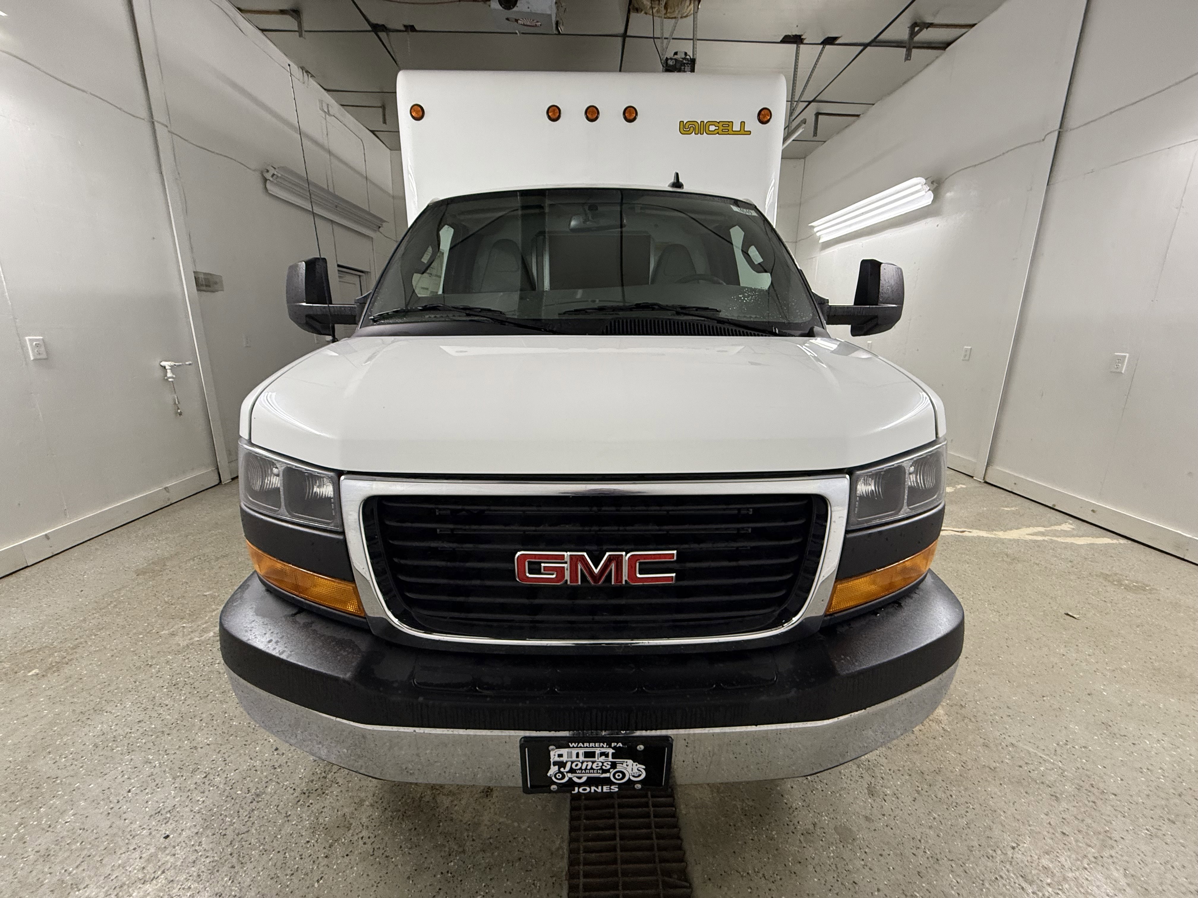 New 2024 GMC Savana 3500 w/ Power Convenience Package image 2