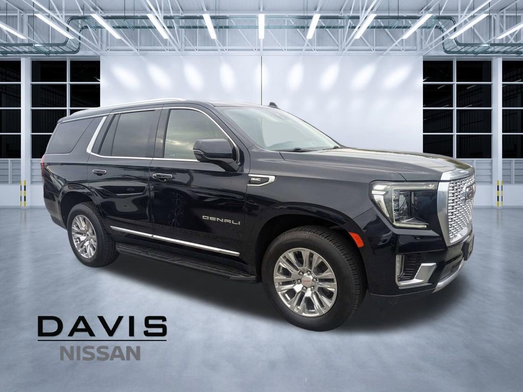 Used 2024 GMC Yukon Denali AWD/4WD image 1