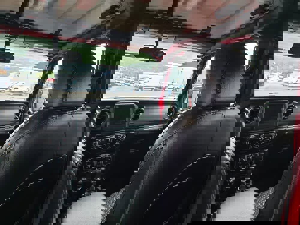 Used 2023 Jeep Gladiator Sport image 14