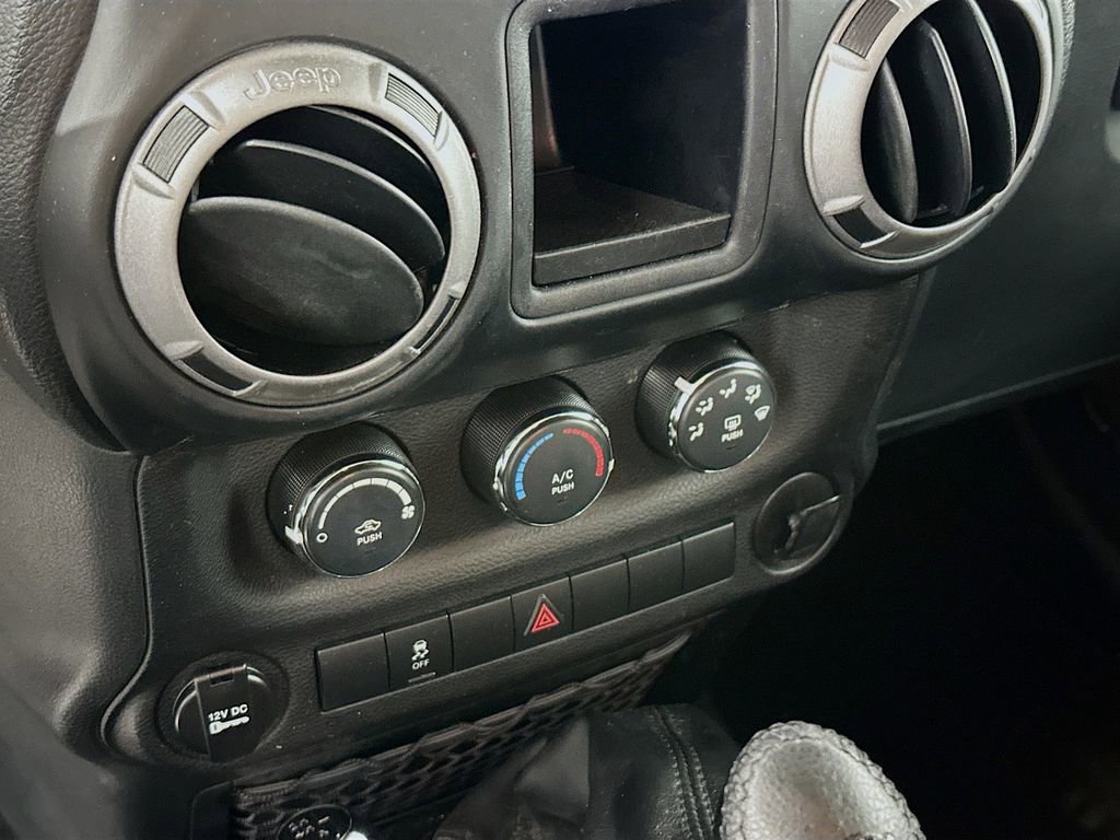 Used 2012 Jeep Wrangler Sport image 13