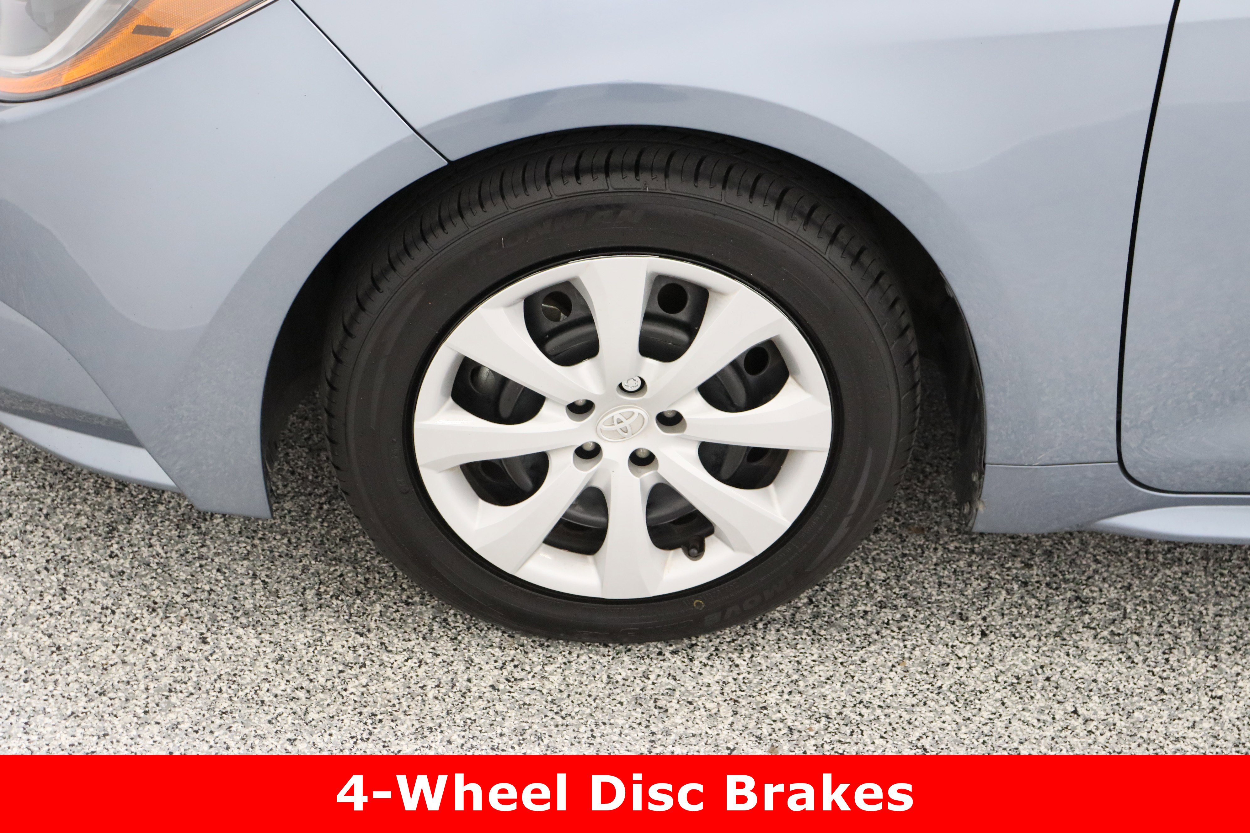 Used 2024 Toyota Corolla LE image 11