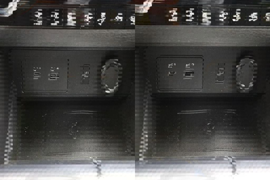 Used 2022 Mitsubishi Outlander SE image 26