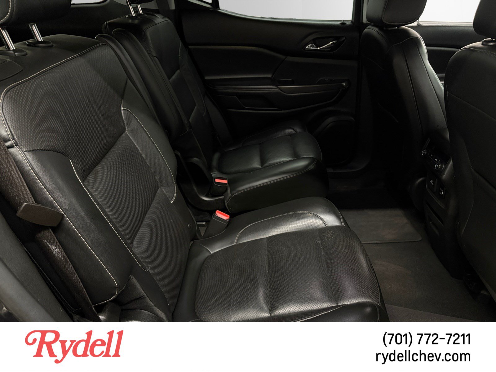 Used 2017 GMC Acadia SLT AWD/4WD image 18