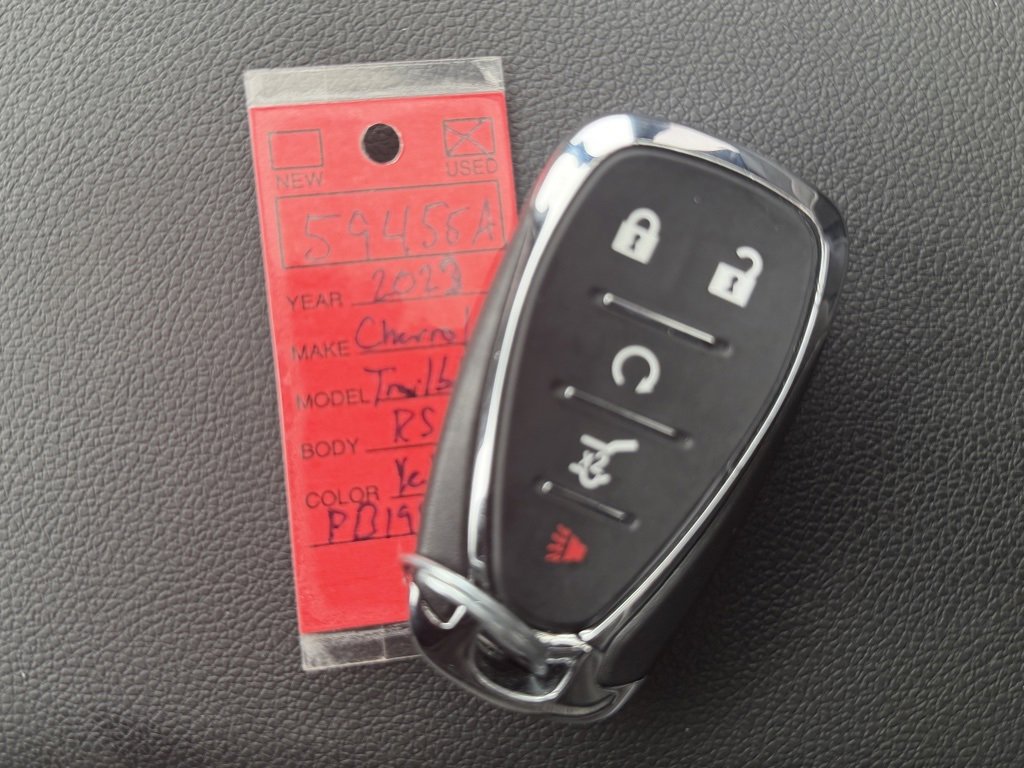 Used 2023 Chevrolet TrailBlazer RS w/ Sun and Liftgate Package image 39