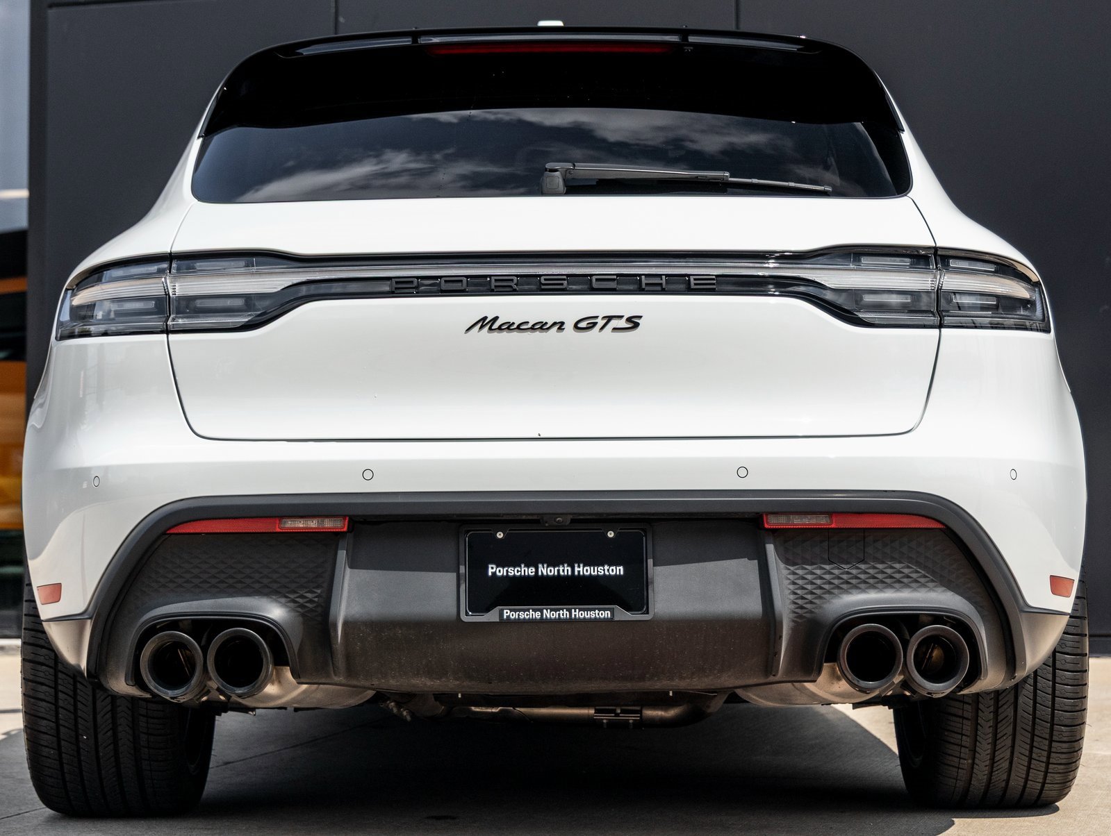 Used 2023 Porsche Macan GTS image 10