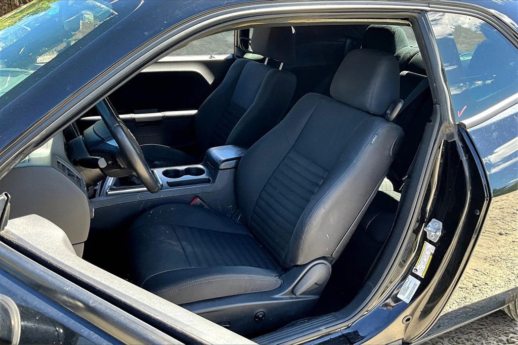 Used 2014 Dodge Challenger R/T w/ Blacktop Package image 23