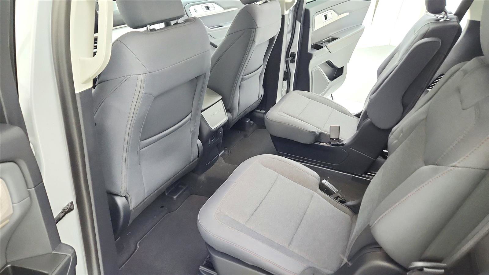 New 2026 Ford Explorer Active image 25