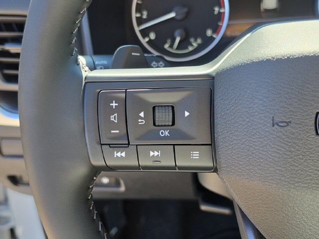 New 2027 Nissan Rogue Dark Armor FWD image 31