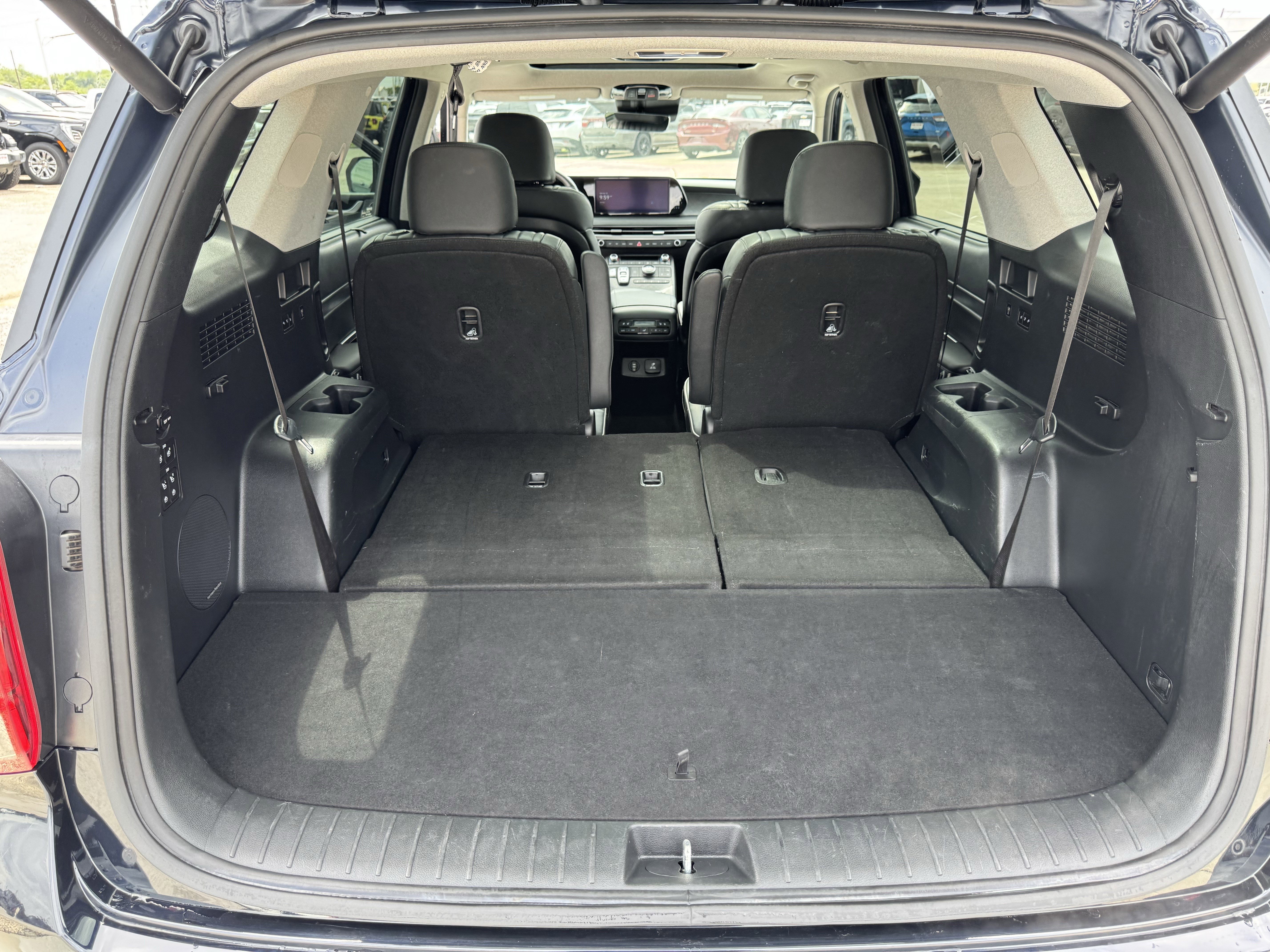 Used 2024 Hyundai Palisade Limited image 32