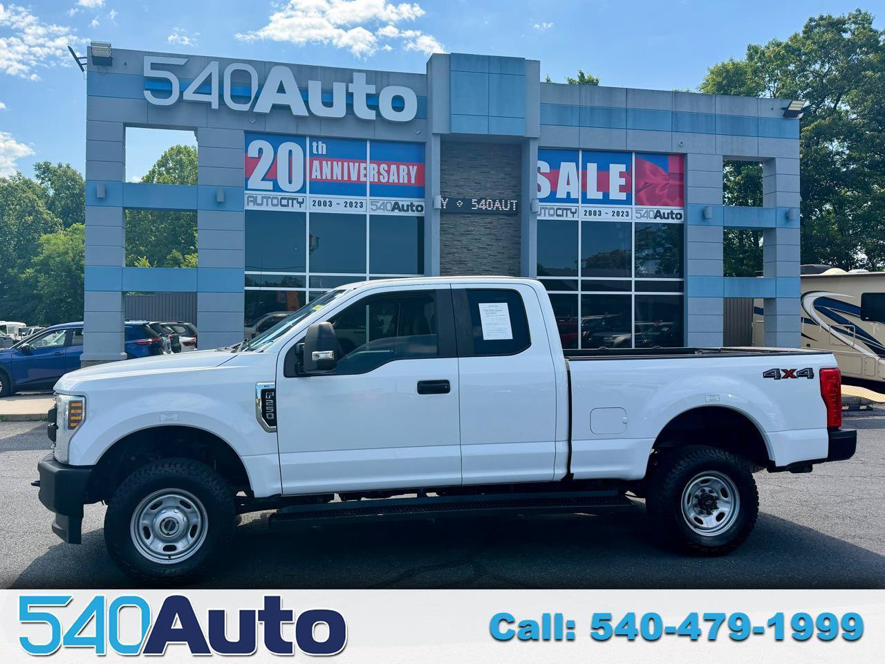 Used 2019 Ford F250 XL w/ Power Equipment Group AWD/4WD image 1