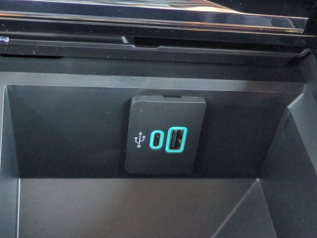 New 2026 Ford F250 King Ranch w/ Chrome Package image 23