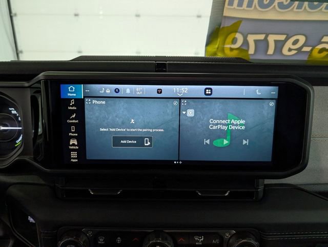 Used 2025 Jeep Wrangler Unlimited Sahara AWD/4WD image 19