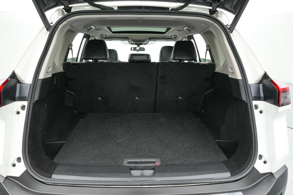 Used 2023 Nissan Rogue SV w/ SV Premium B Package AWD/4WD image 20