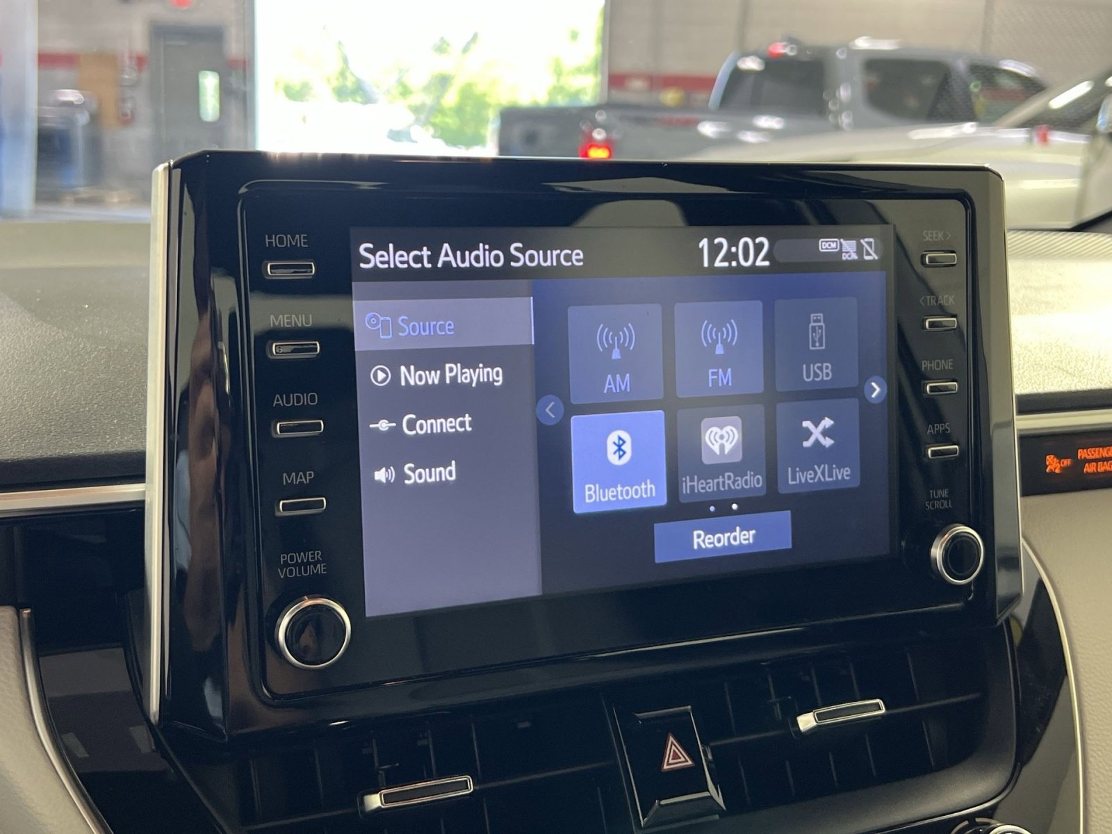 Used 2020 Toyota Corolla SE w/ Carpet Mat Package (TMS) FWD image 19