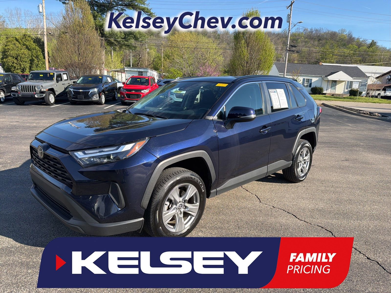 Used 2024 Toyota RAV4 XLE image 1