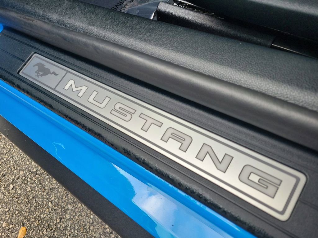 Used 2022 Ford Mustang GT Premium image 17