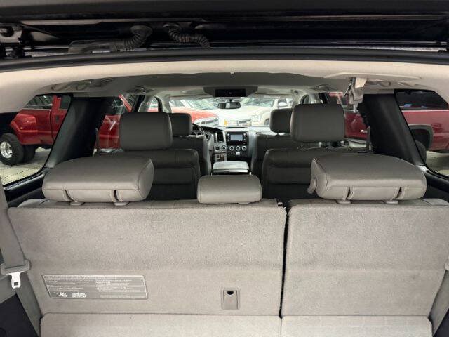 Used 2014 Toyota Sequoia Platinum AWD/4WD image 21