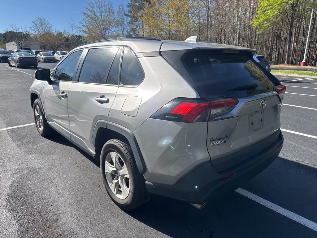 Used 2020 Toyota RAV4 XLE w/ Convenience Package image 14
