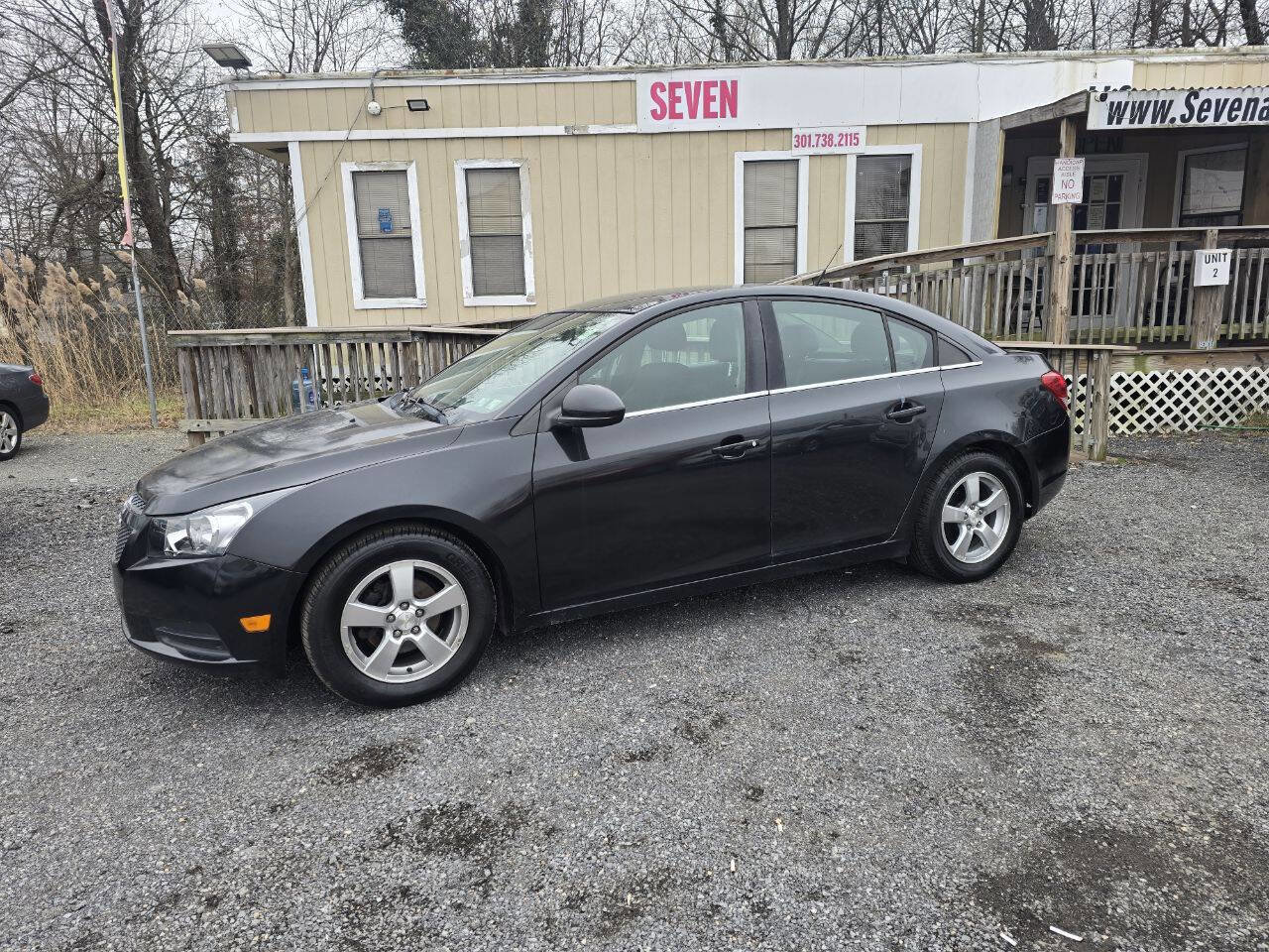 Used 2014 Chevrolet Cruze LT image 2