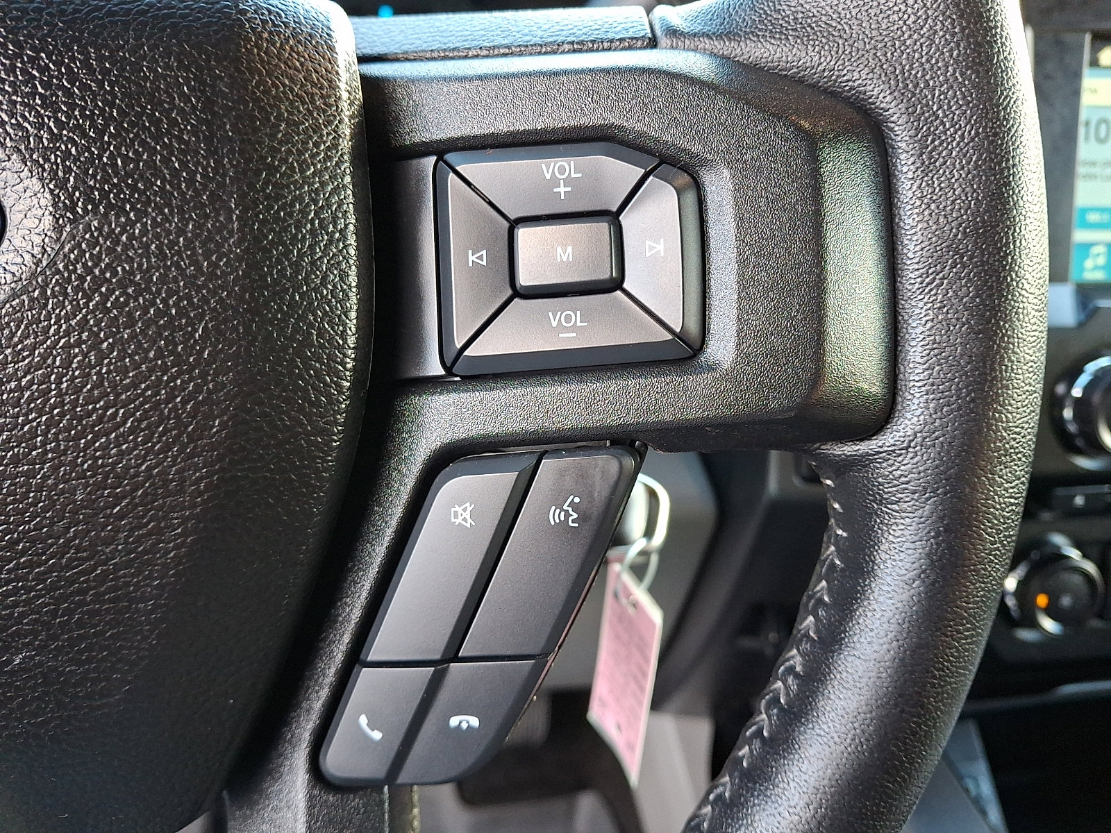 Used 2017 Ford F150 XLT w/ Equipment Group 302A Luxury image 24