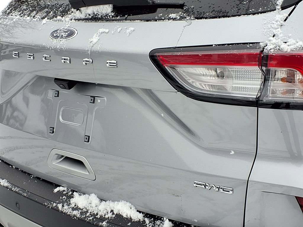 Used 2022 Ford Escape SEL image 25
