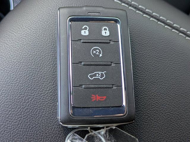 New 2026 Jeep Grand Cherokee Limited w/ Limited Altitude Package image 24