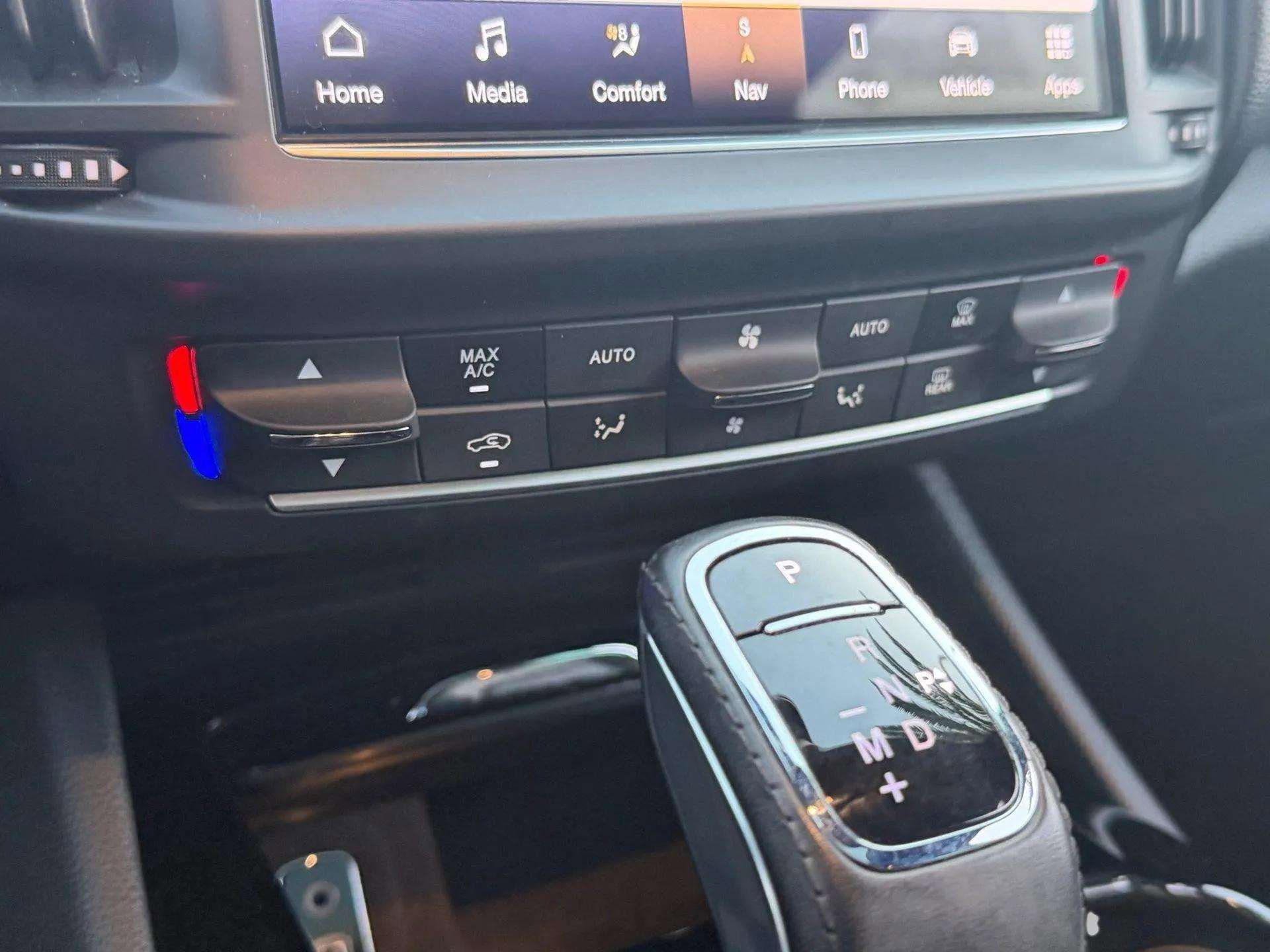 Certified 2022 Maserati Levante GT image 52