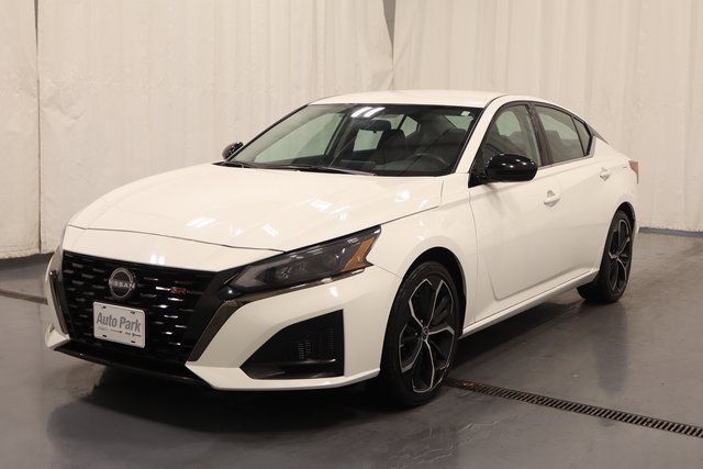 Used 2024 Nissan Altima 2.5 SR image 5