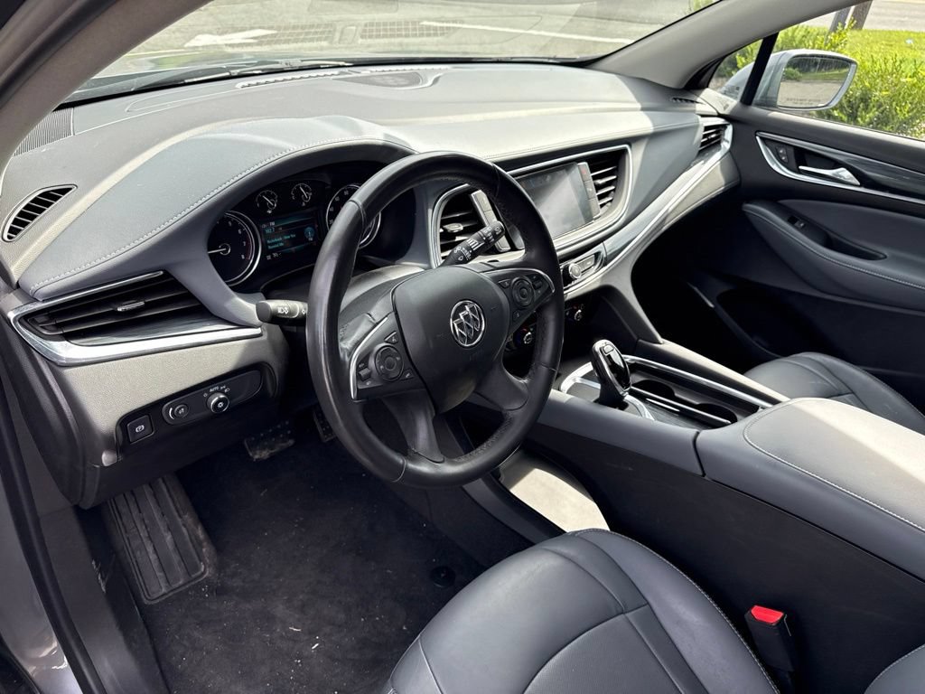 Used 2019 Buick Enclave Essence AWD/4WD image 8